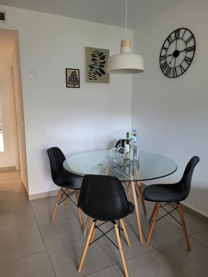 Beautiful, Modern Apartment In Sunny 코라레호 외부 사진